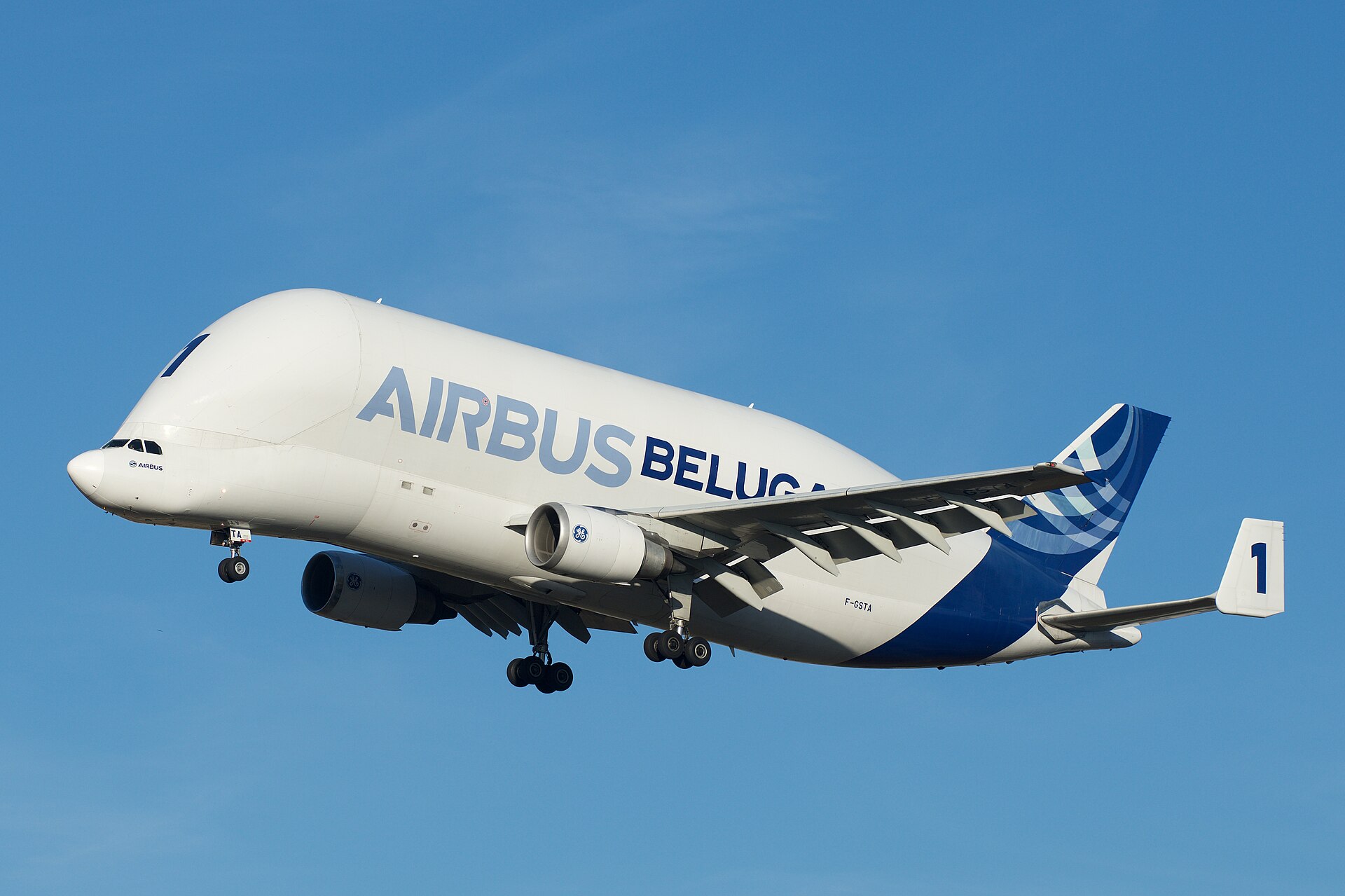 Imagem de referência de Airbus A300-600ST Beluga, descrito nos dados abertos como avião cargueiro usado no transporte de peças