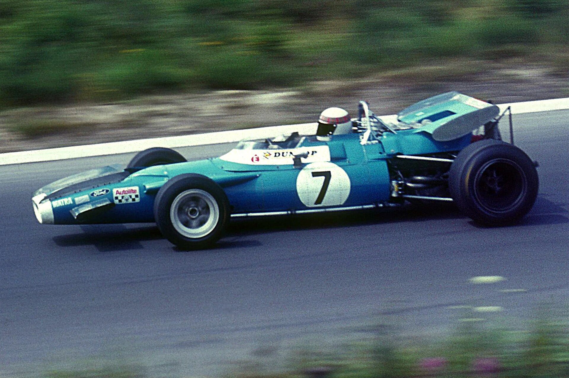 Imagem de referência de Jackie Stewart, descrito nos dados abertos como automobilista britânico, tricampeão mundial de Fórmula 1