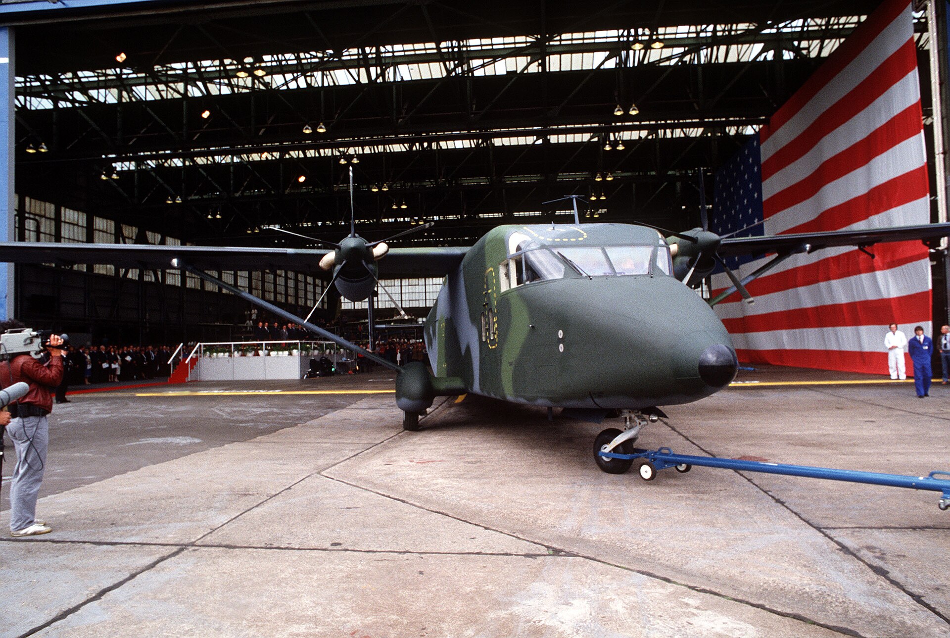 Imagem de referência de Short C-23 Sherpa, descrito nos dados abertos como aeronave militar de transporte construída pela Short Brothers