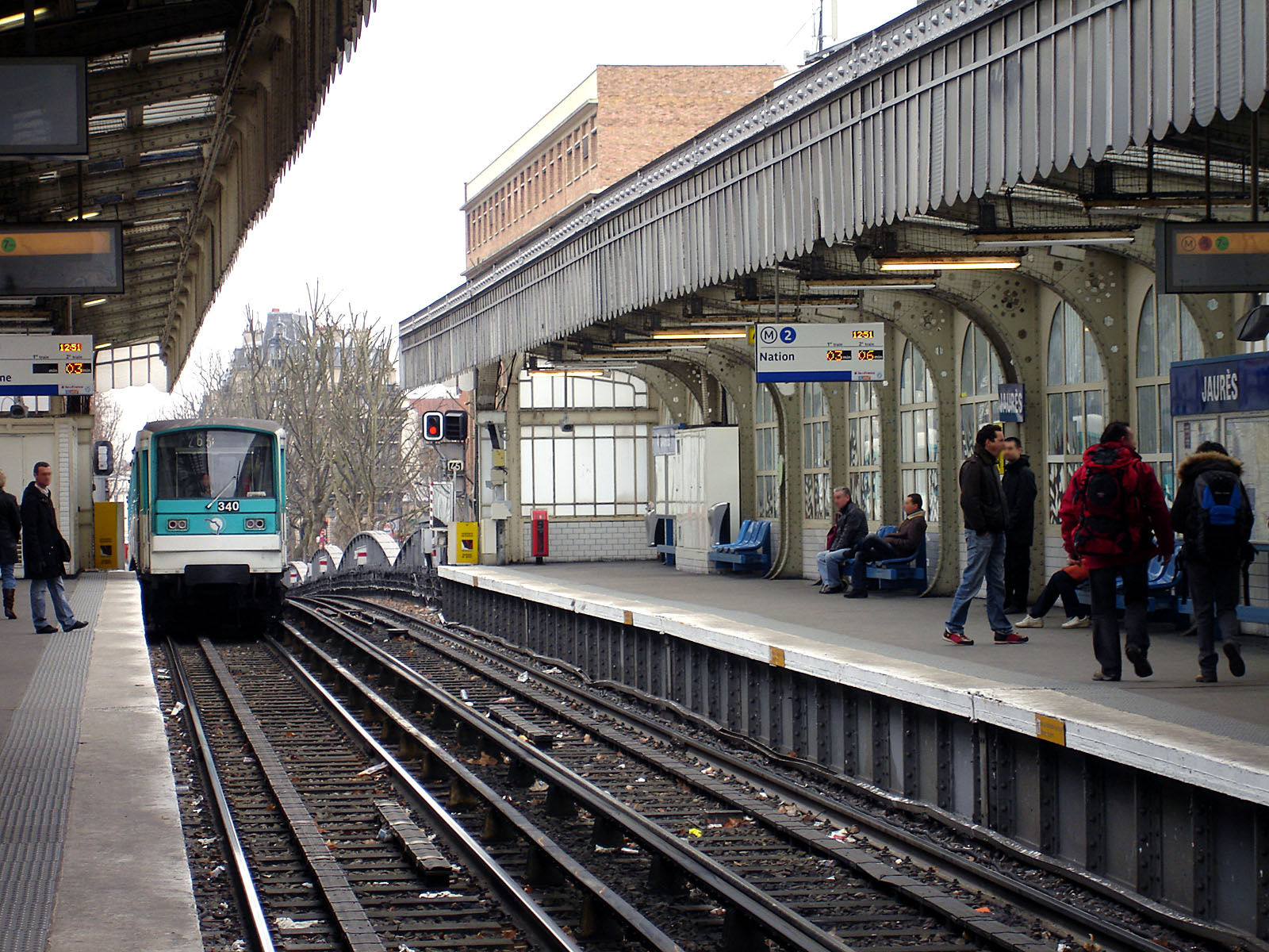Imagem de referência de Jaurès, descrito nos dados abertos como estação do Metropolitano de Paris