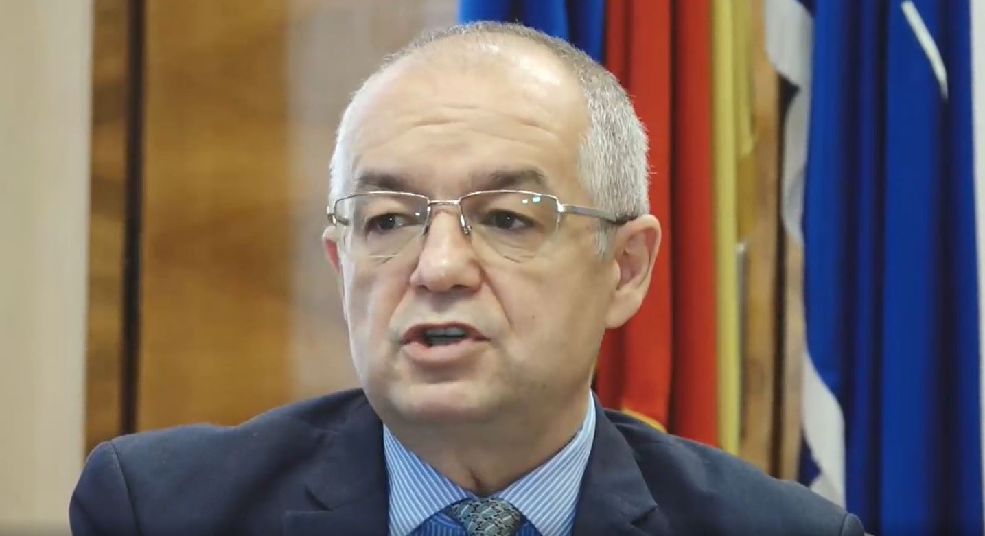 Imagem de referência de Emil Boc, descrito nos dados abertos como político romeno
