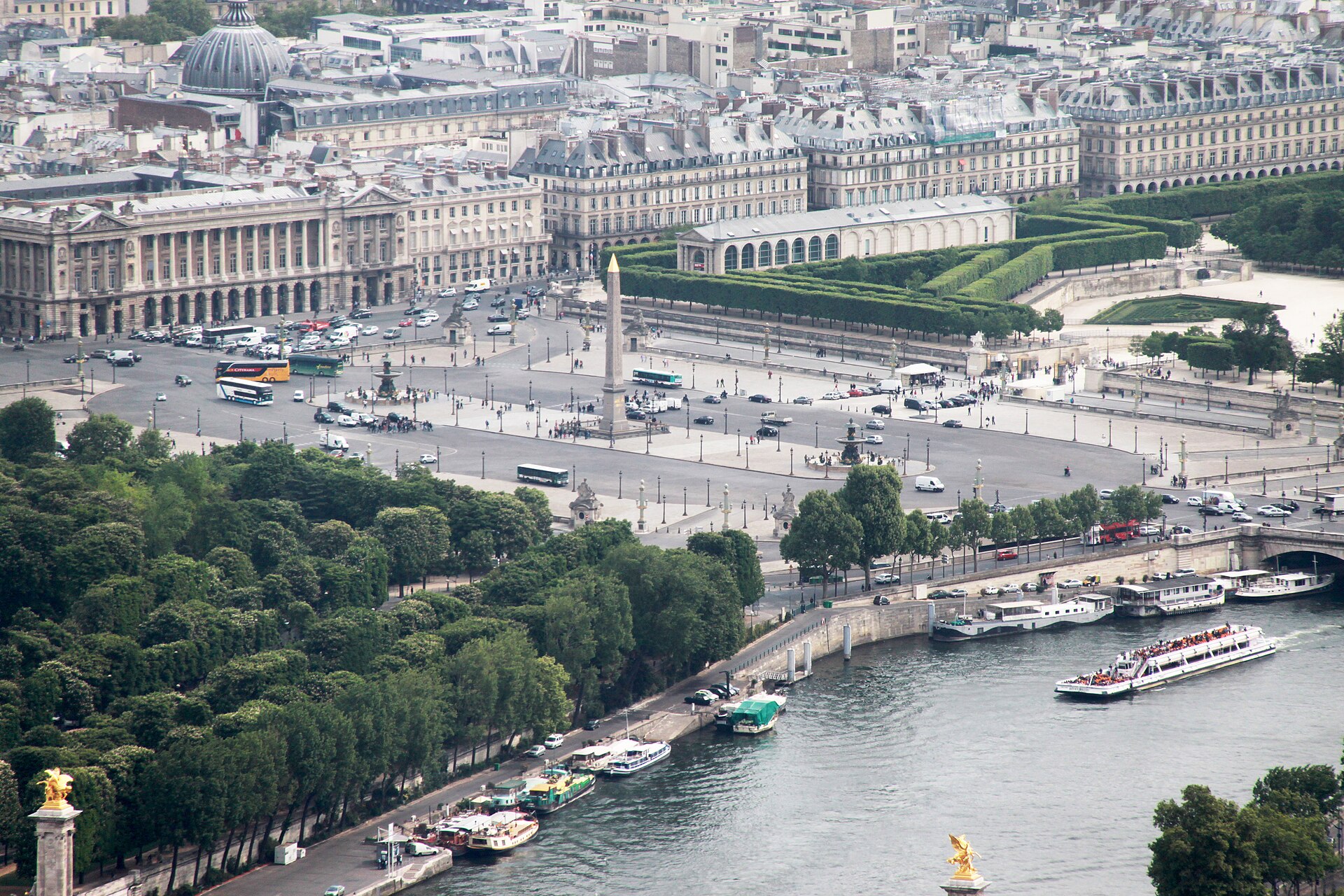 Imagem de referência de Praça da Concórdia, descrito nos dados abertos como praça pública em Paris, França