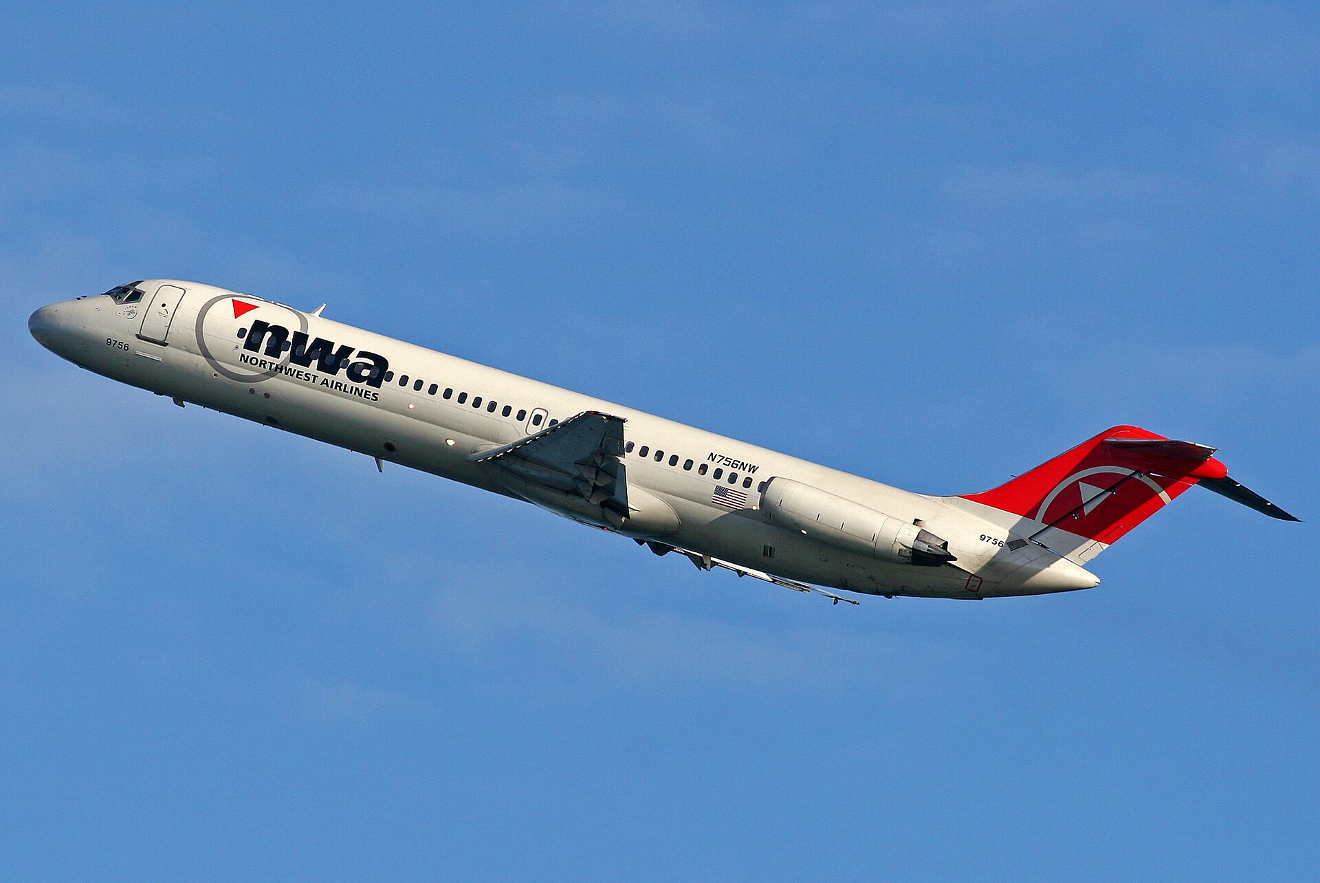Imagem de referência de McDonnell Douglas DC-9, descrito nos dados abertos como aeronave bimotor