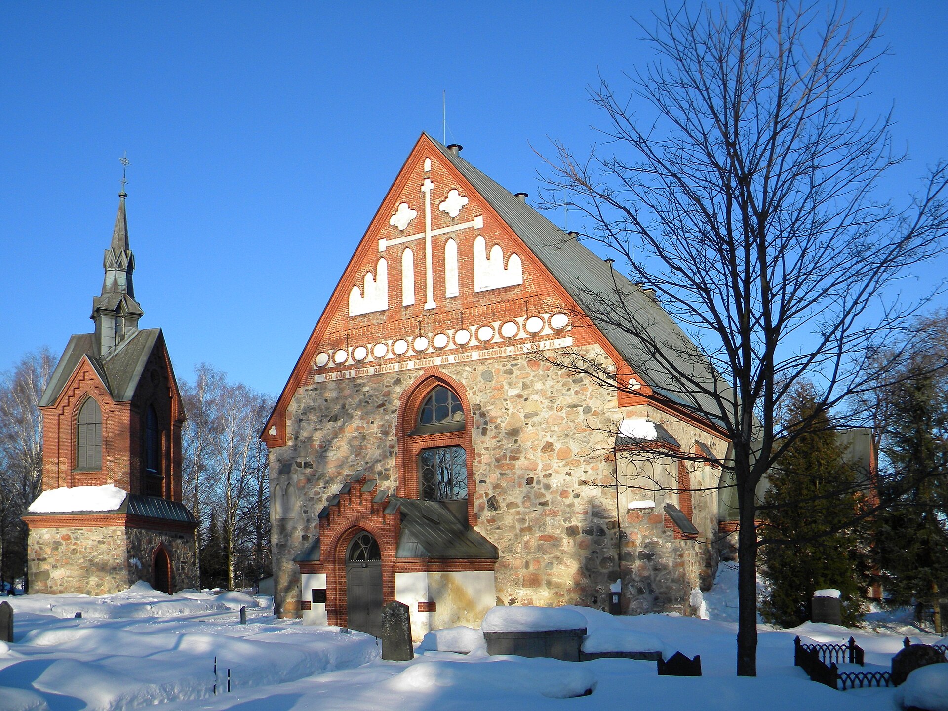 Imagem de referência de Igreja de São Lourenço (Vantaa), descrito nos dados abertos como igreja na Finlândia
