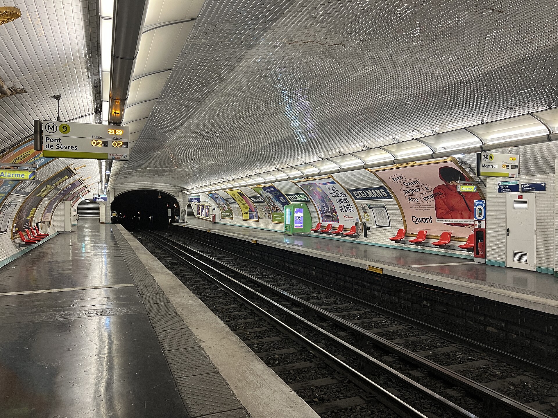 Imagem de referência de Exelmans, descrito nos dados abertos como estação do Metropolitano de Paris
