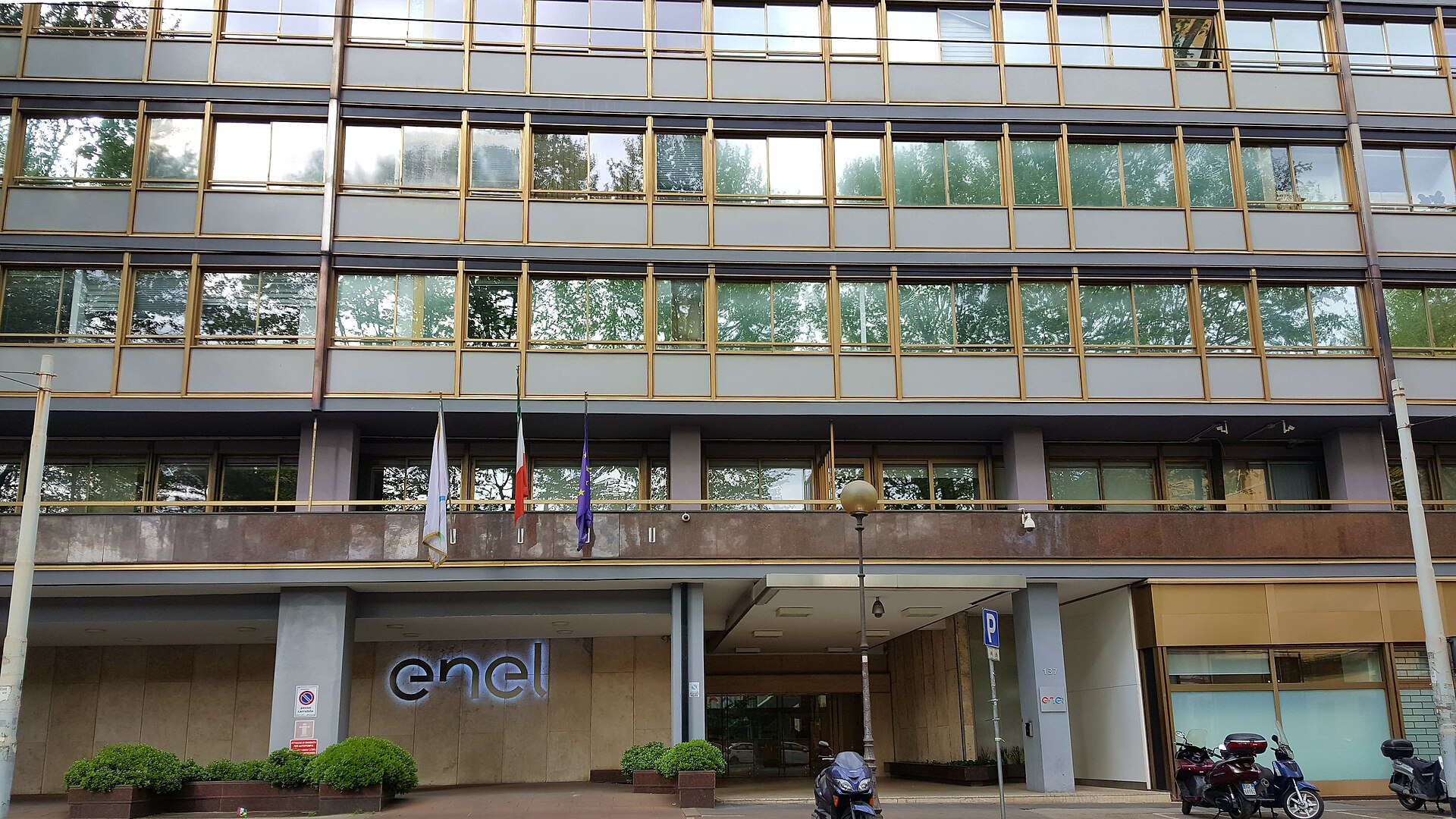 Imagem de referência relacionada a Enel, item descrito como empresa italiana de energia