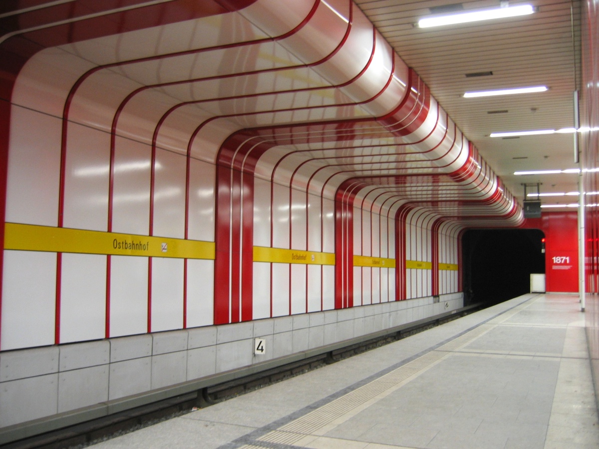 Imagem de referência de Ostbahnhof, descrito nos dados abertos como estação subterrânea em Munique