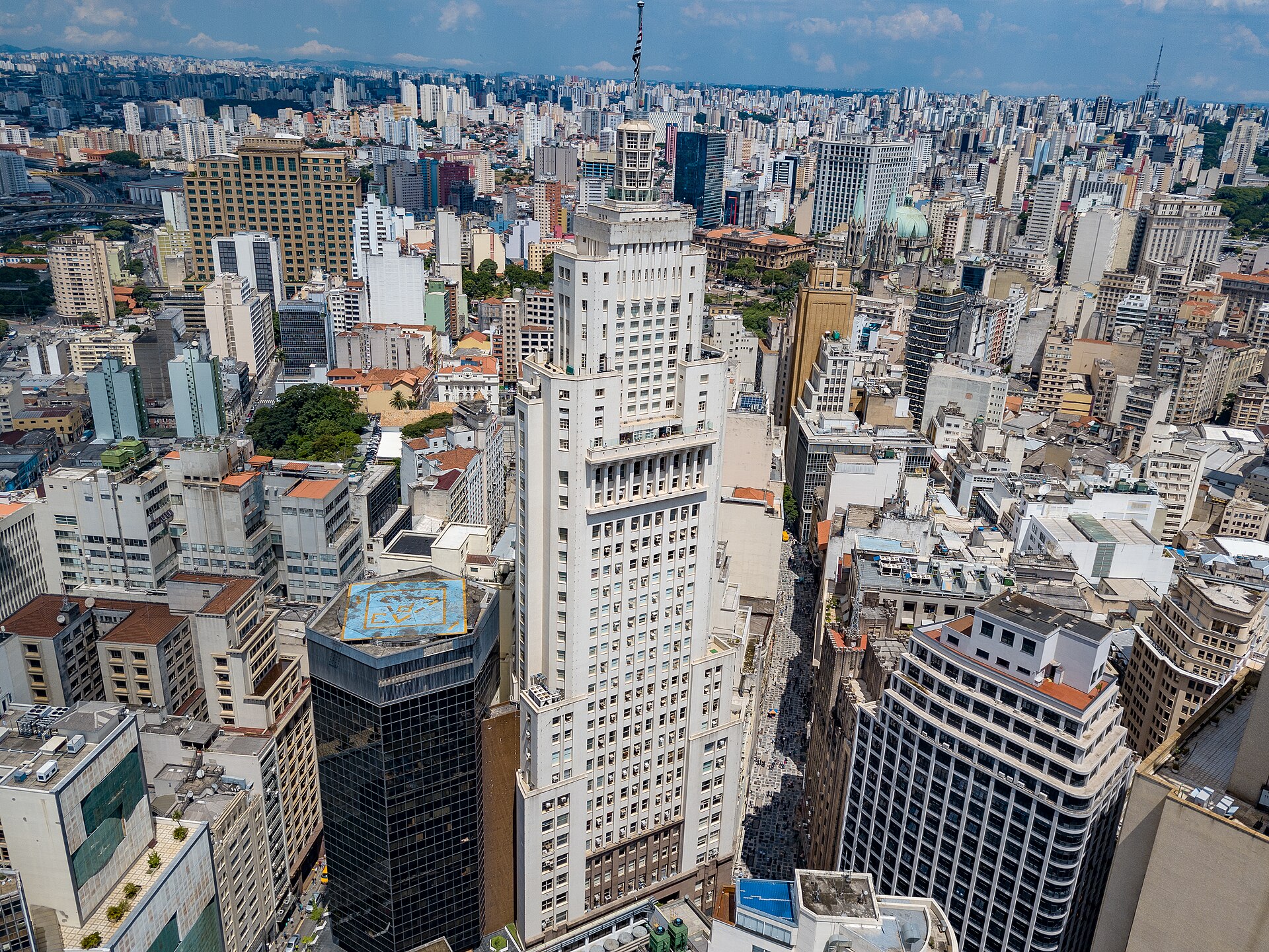 Imagem de referência de Banco Santander (Brasil), descrito nos dados abertos como subsidiária brasileira de instituição bancária espanhola