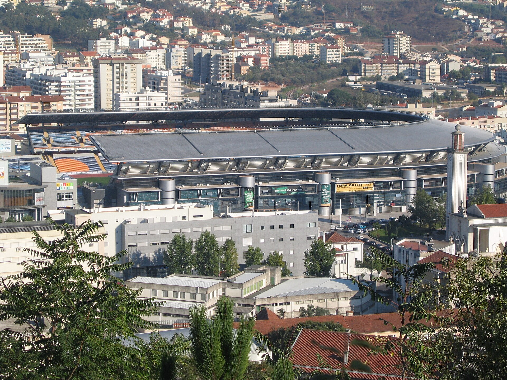 Imagem de referência de Estádio Cidade de Coimbra, descrito nos dados abertos como estádio em Coimbra, Portugal