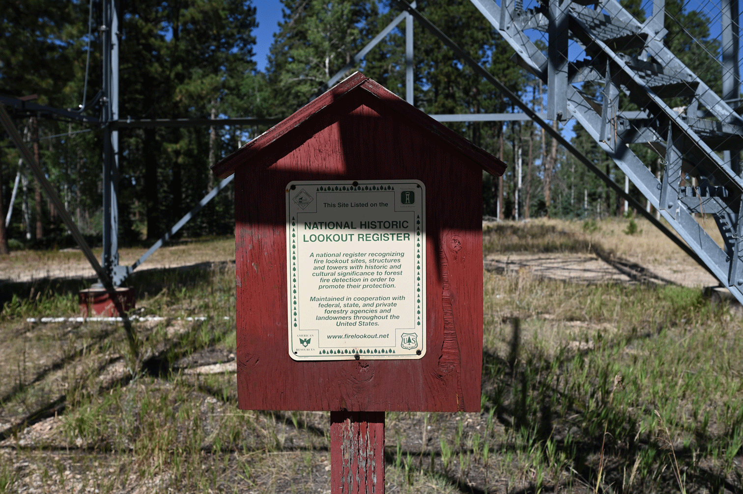 Imagem de referência relacionada a National Historic Lookout Register, item descrito como registro de referência sobre National Historic Lookout Register, organizado a partir de dados estruturados abertos