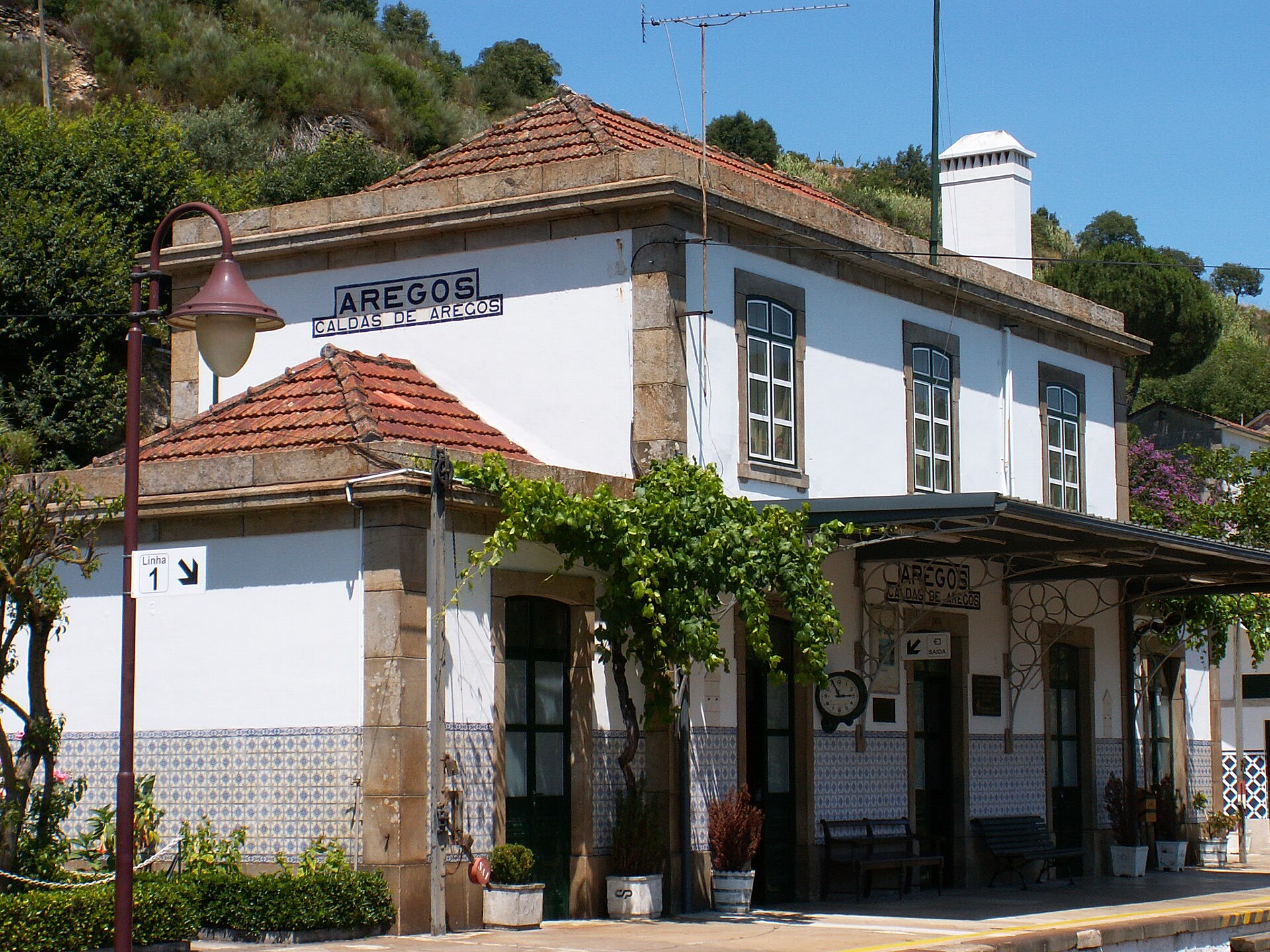 Imagem de referência de Estação Ferroviária de Aregos, descrito nos dados abertos como estação ferroviária em Portugal