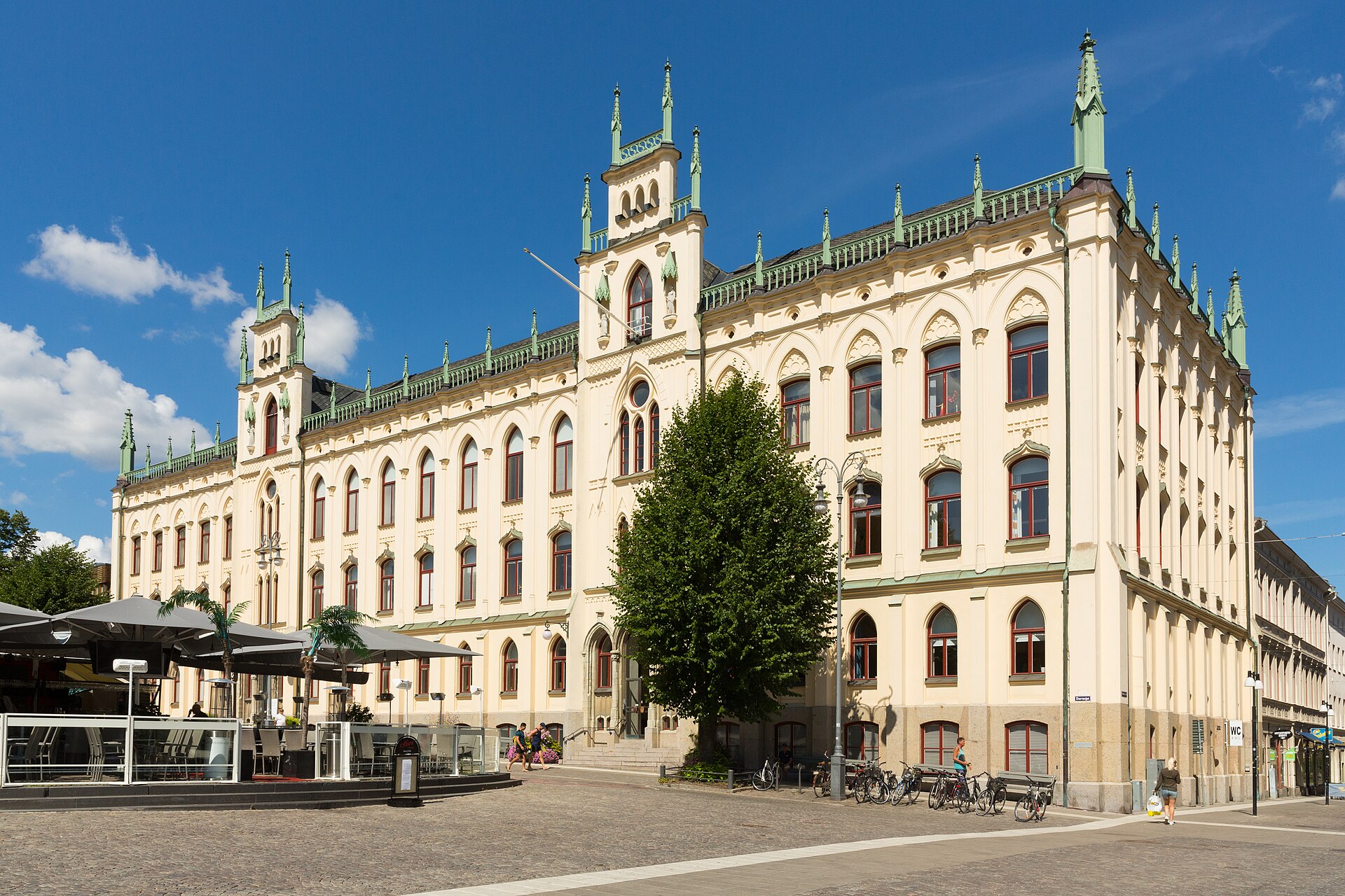 Imagem de referência de Örebro, descrito nos dados abertos como comuna da Suécia