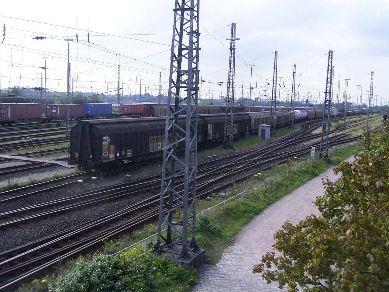 Imagem de referência de Hamburg Süd, descrito nos dados abertos como empresa de transporte marítimo alemã