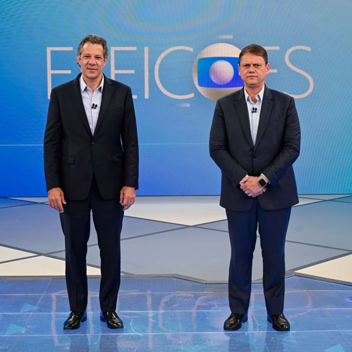 Bastidores de debate entre Tarcísio e Haddad teve risada por 'torta de climão', apoiadores de só um lado e imprensa isolada