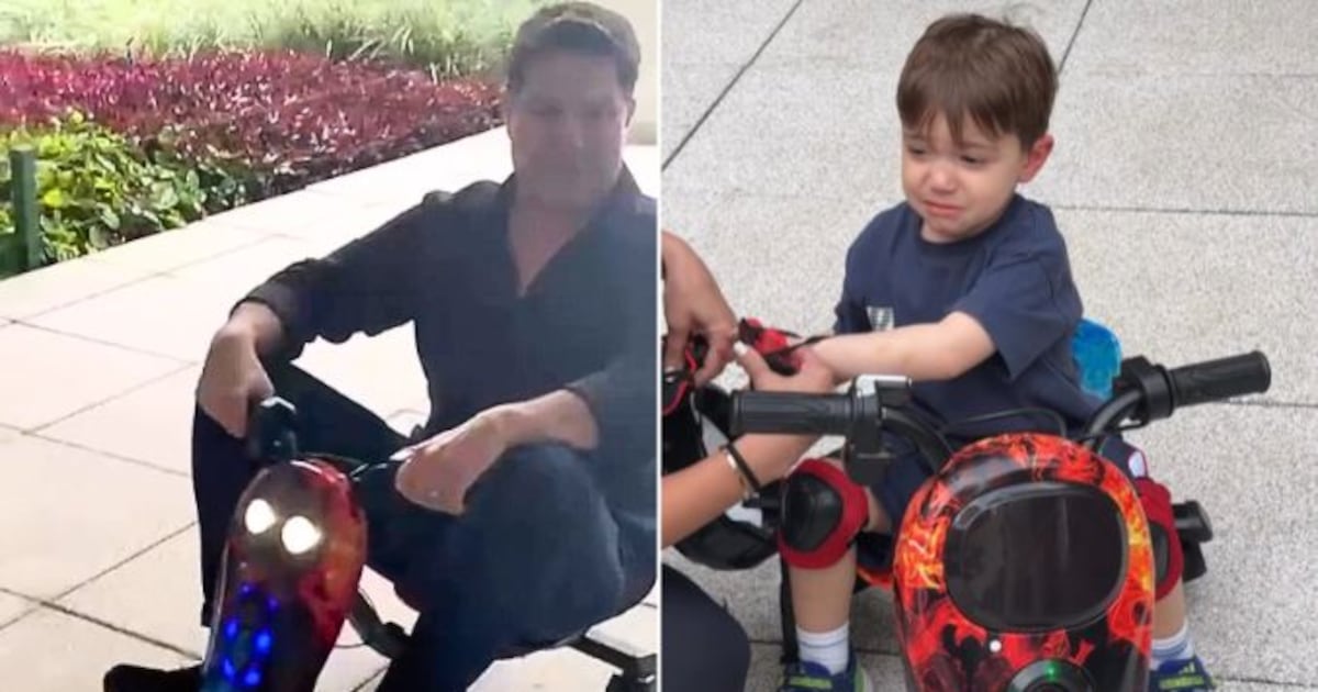 Eleandro Passaia ‘rouba’ triciclo do filho e diverte seguidores nas redes: ‘Voltou a ser criança’
