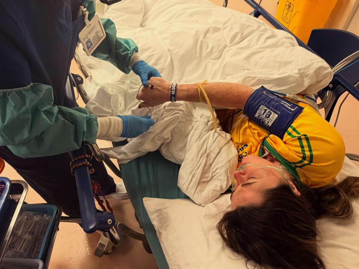 Brasileira cai desacordada após acidente na Copa do Mundo de Ciclismo BMX