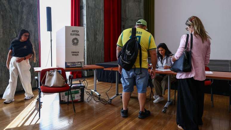 Por que TSE mudou 2.000 seções eleitorais agora: veja regiões mais afetadas e como consultar a sua