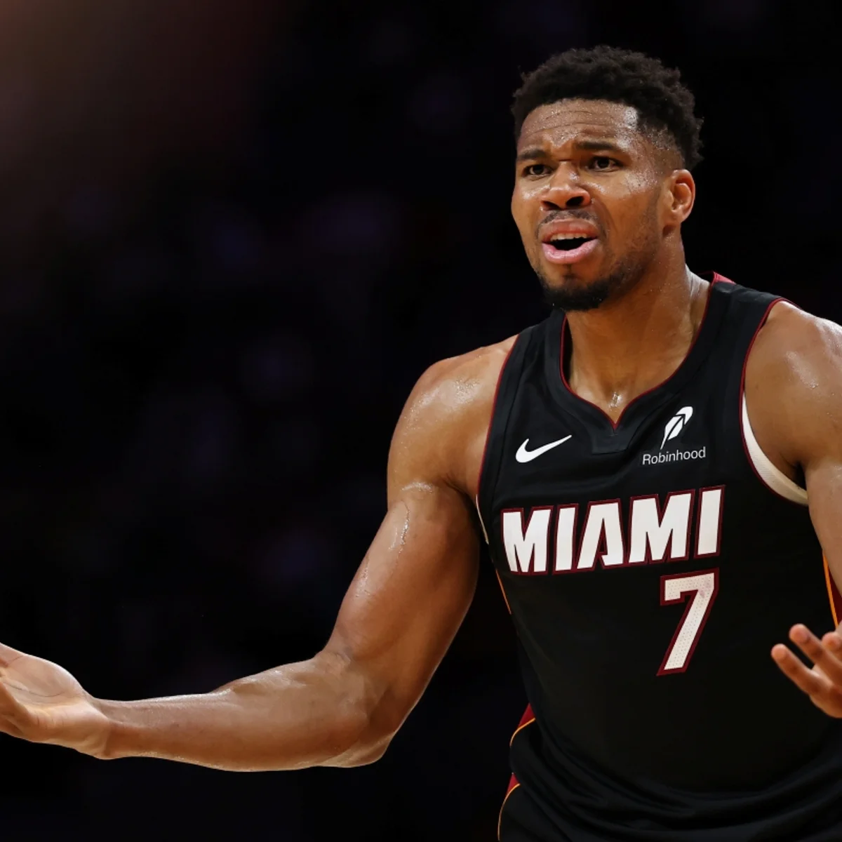 NBA: mesmo com Antetokounmpo, Miami Heat inicia temporada com derrotas