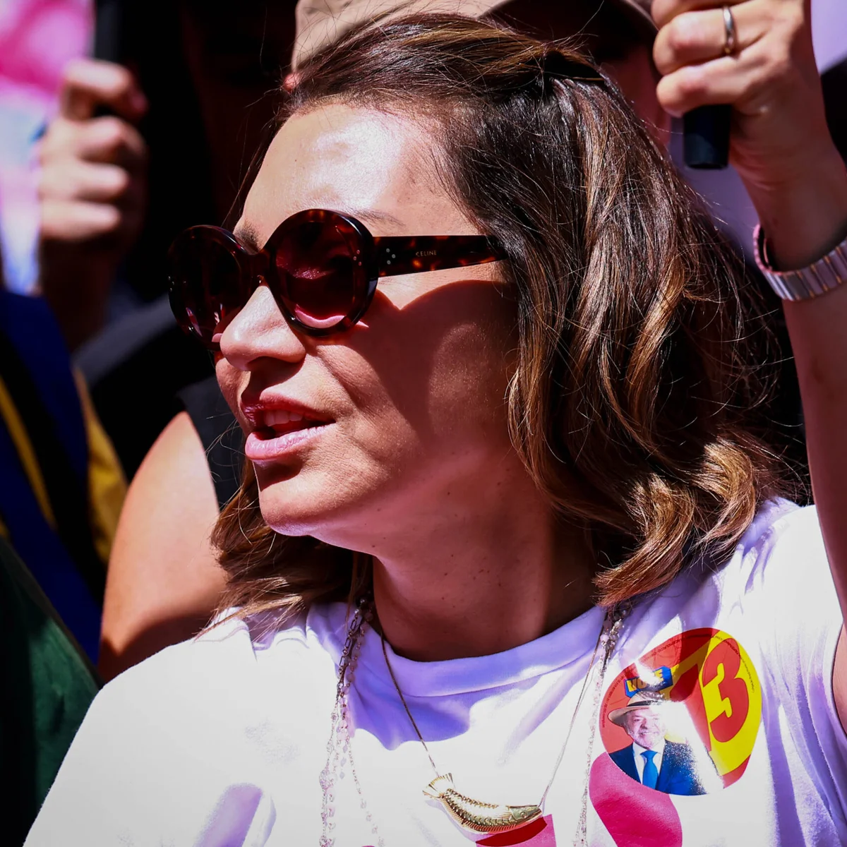Janja critica Flávio nas redes e chama eleitores: “2º turno é um novo jogo”