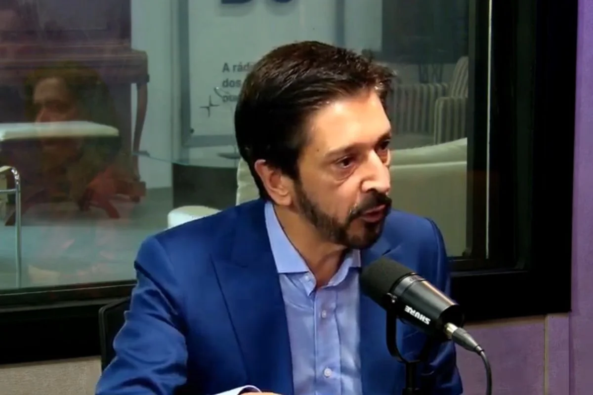 Cabo eleitoral de Flávio, Nunes fala sobre vitória de Lula: "Que acerte"