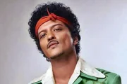 Imagem da matéria: Naldo Benny diz que quer trazer Ariana Grande para show no Rio de Janeiro