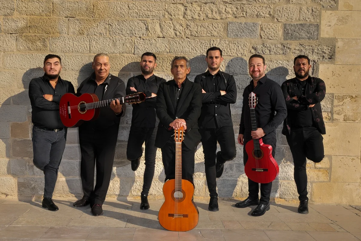 foto colorida da banda Gipsy Kings - metrópoles