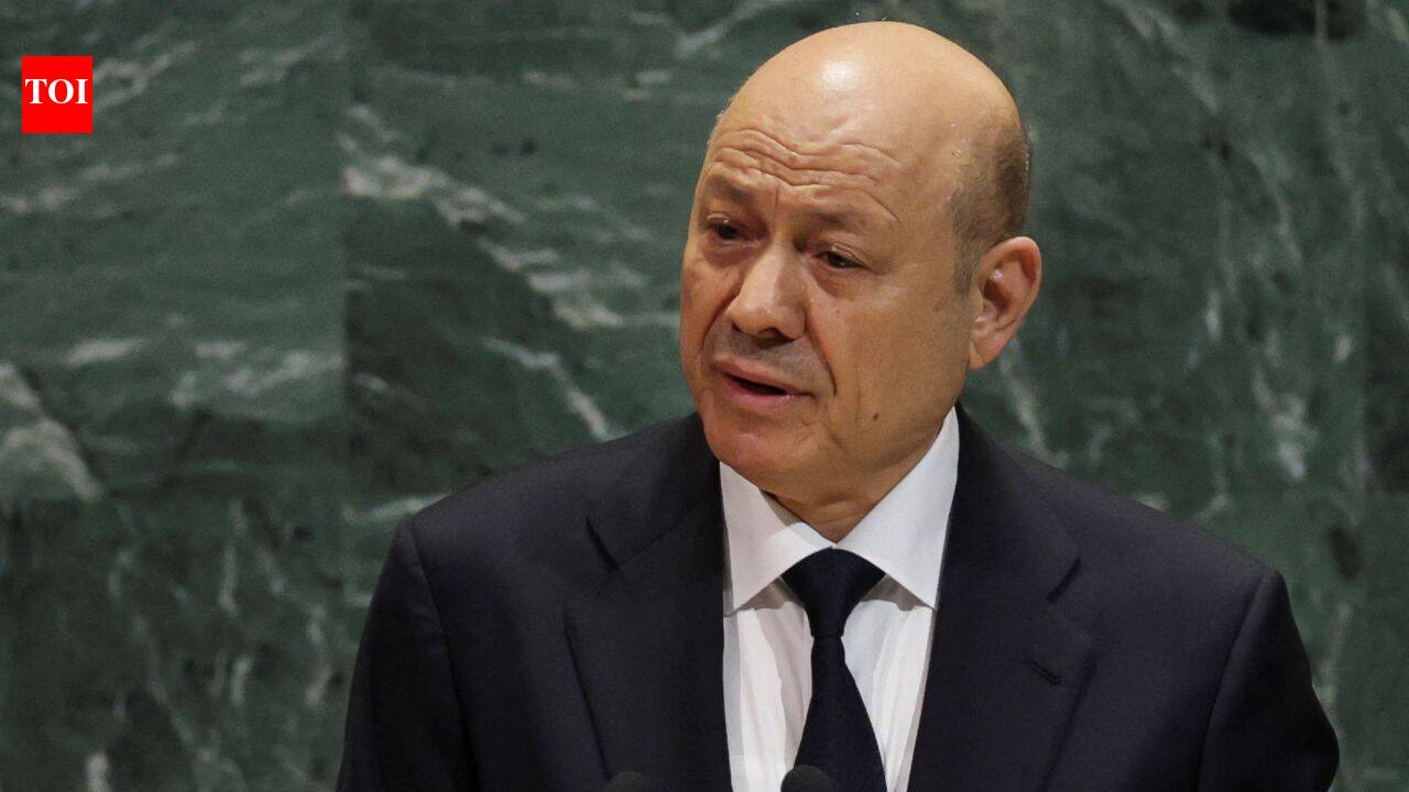 Guerra total no Iêmen: governo apoiado pela Arábia Saudita lança operação militar para retomar território controlado pelos Houthis