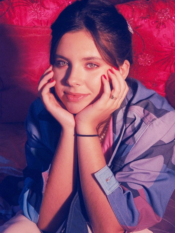 Flor Gil estreia como atriz no musical 'Confissões de Adolescente' e relembra papel de Preta Gil em sua trajetória artística