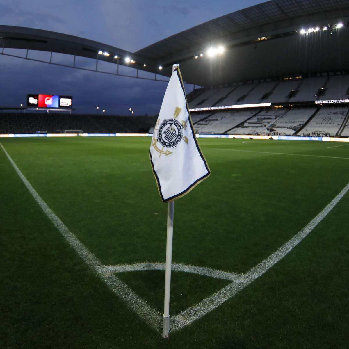 Corinthians busca acordo com patrocinadora para mudar nome da Neo Química Arena