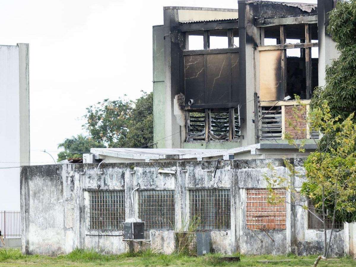 O que se sabe sobre os três incêndios que aconteceram na UFPE em oito dias e que serão investigados pela PF