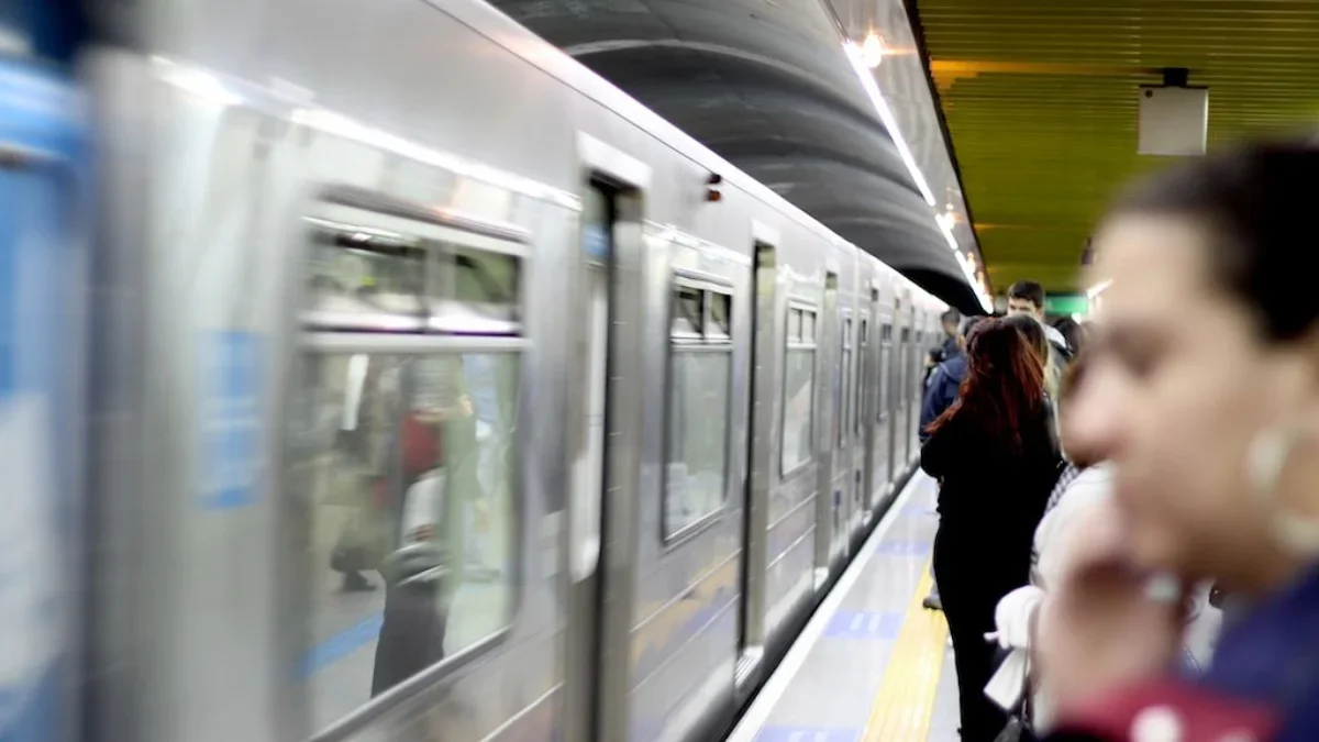 Metrô de SP passa a aceitar Pix nas máquinas de autoatendimento de estações