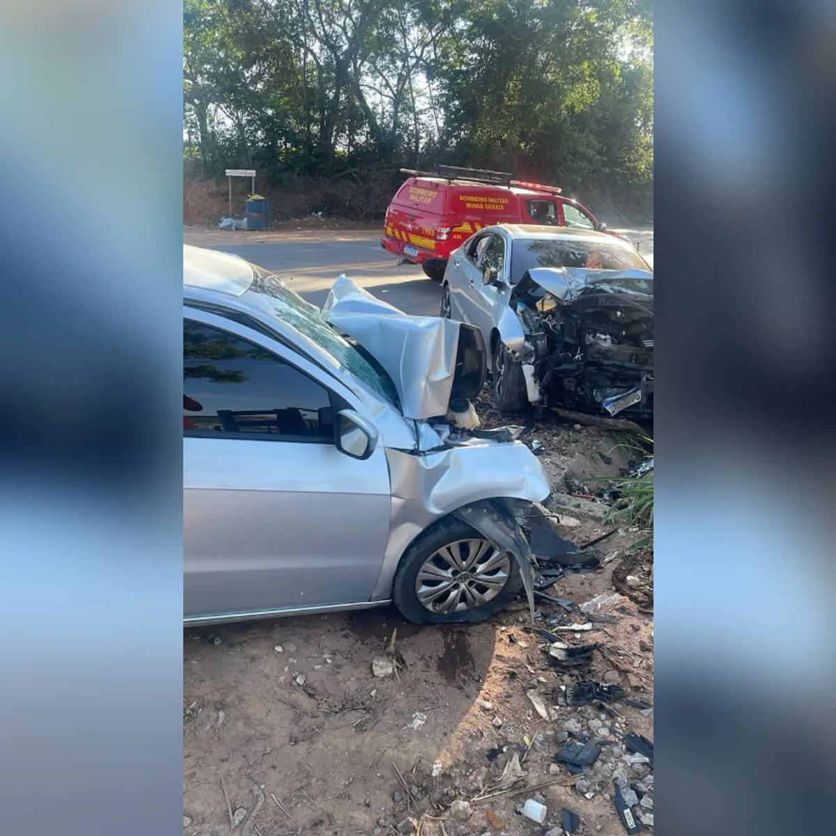 Casal morre e bebê de 10 meses fica ferido em acidente em rodovia de MG
