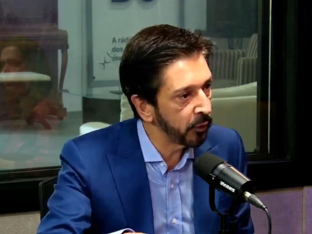 Cabo eleitoral de Flávio, Nunes fala sobre vitória de Lula: "Que acerte"