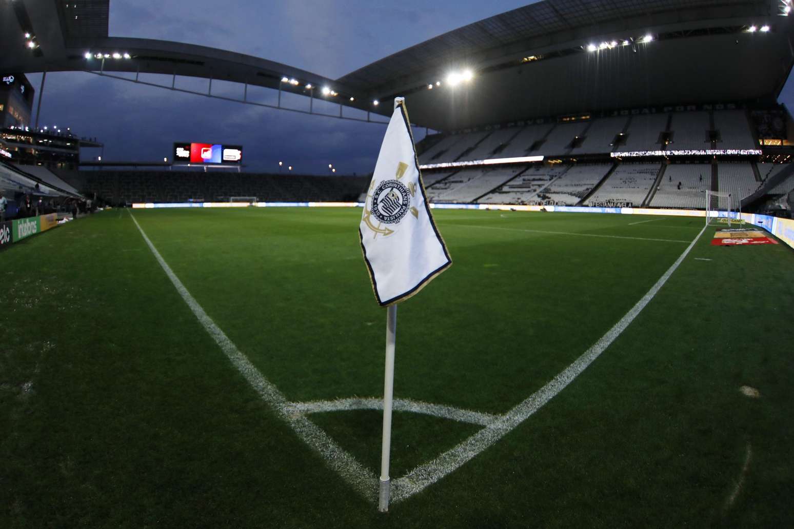 Imagem da matéria: Corinthians busca acordo com patrocinadora para mudar nome da Neo Química Arena